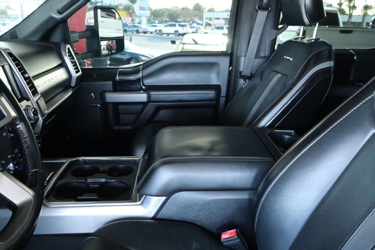 Ford Super Duty F-350 DRW Platinum 4WD Crew Cab 8' Box 2019