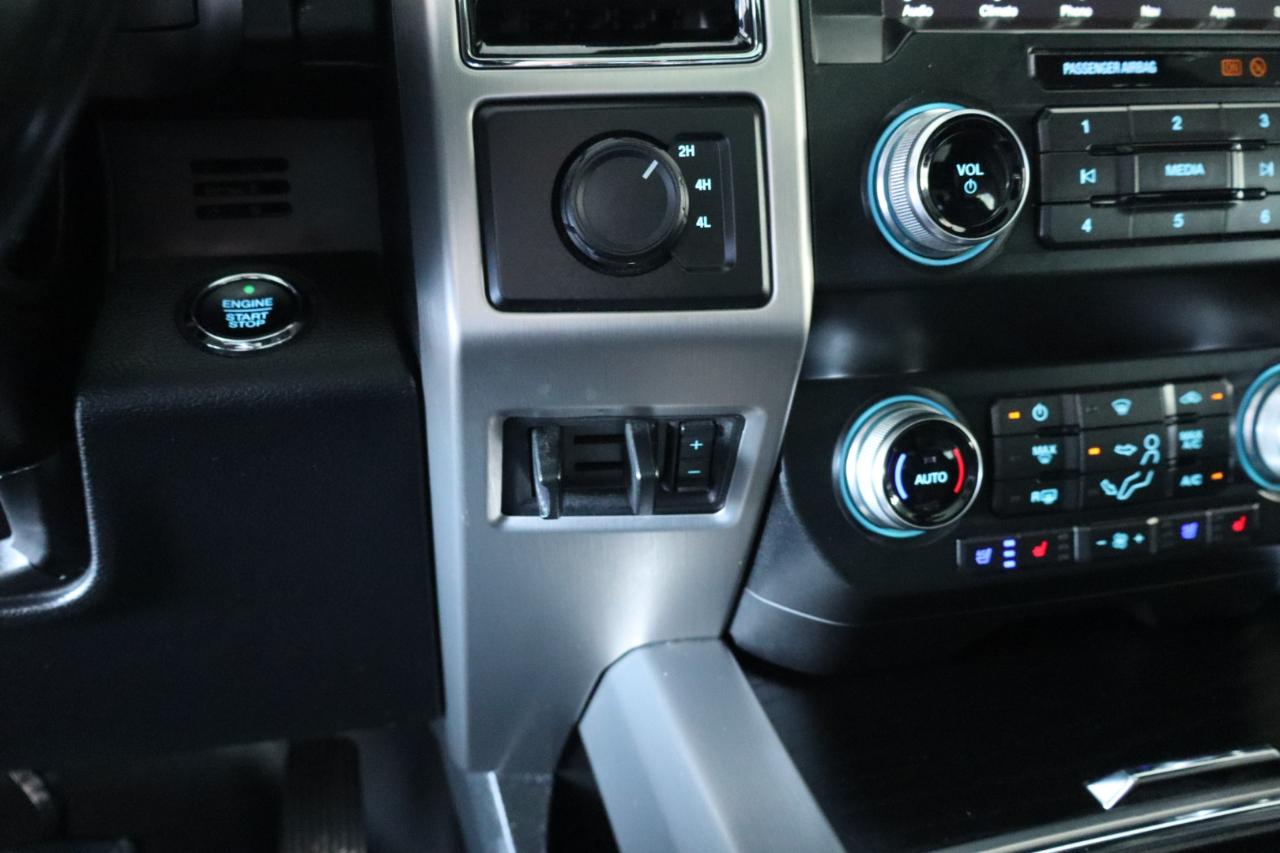 Ford Super Duty F-350 DRW Platinum 4WD Crew Cab 8' Box 2019