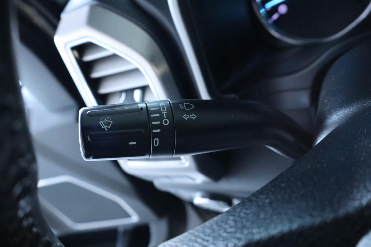 Ford Super Duty F-350 DRW Platinum 4WD Crew Cab 8' Box 2019