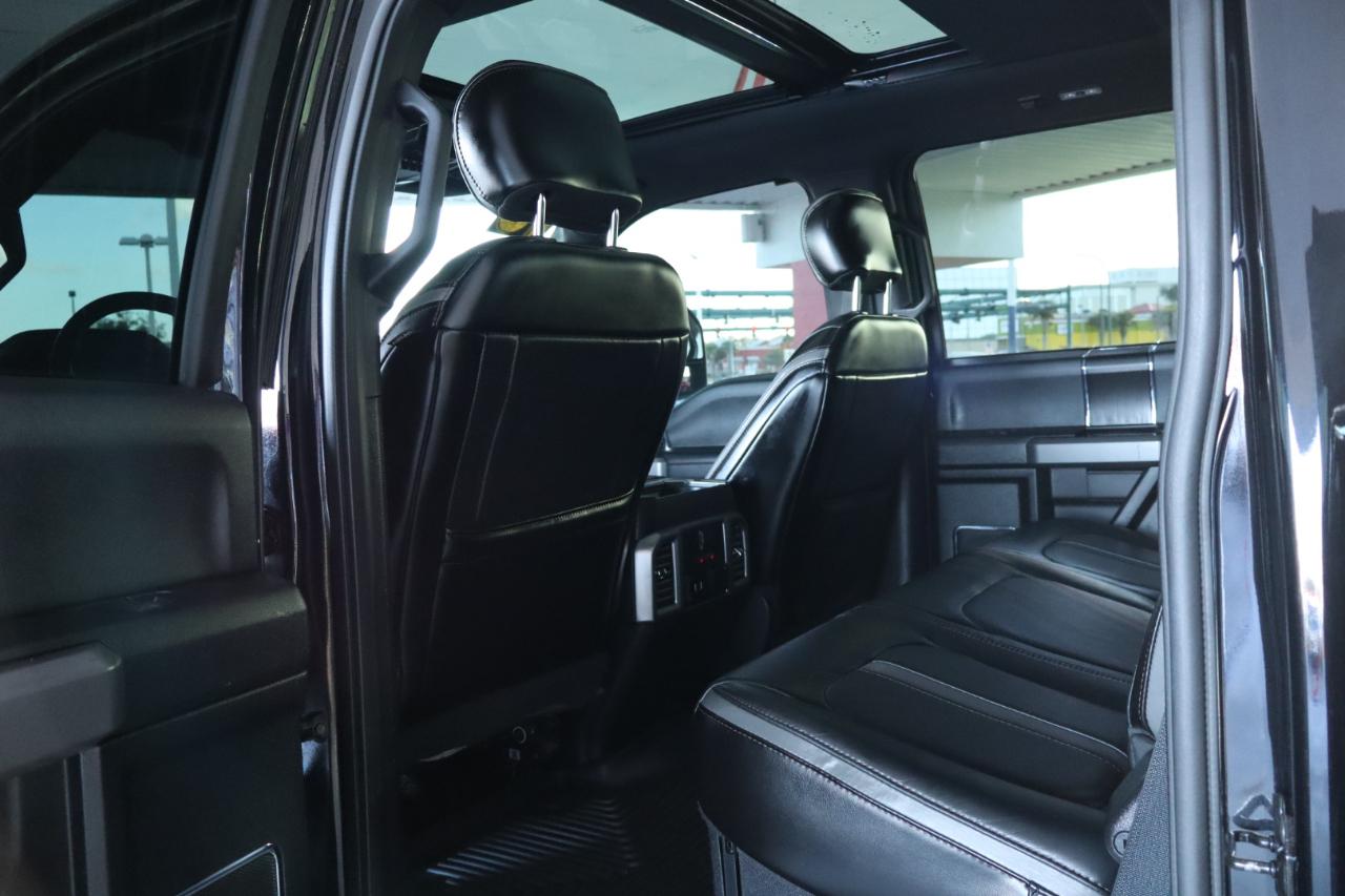 Ford Super Duty F-350 DRW Platinum 4WD Crew Cab 8' Box 2019
