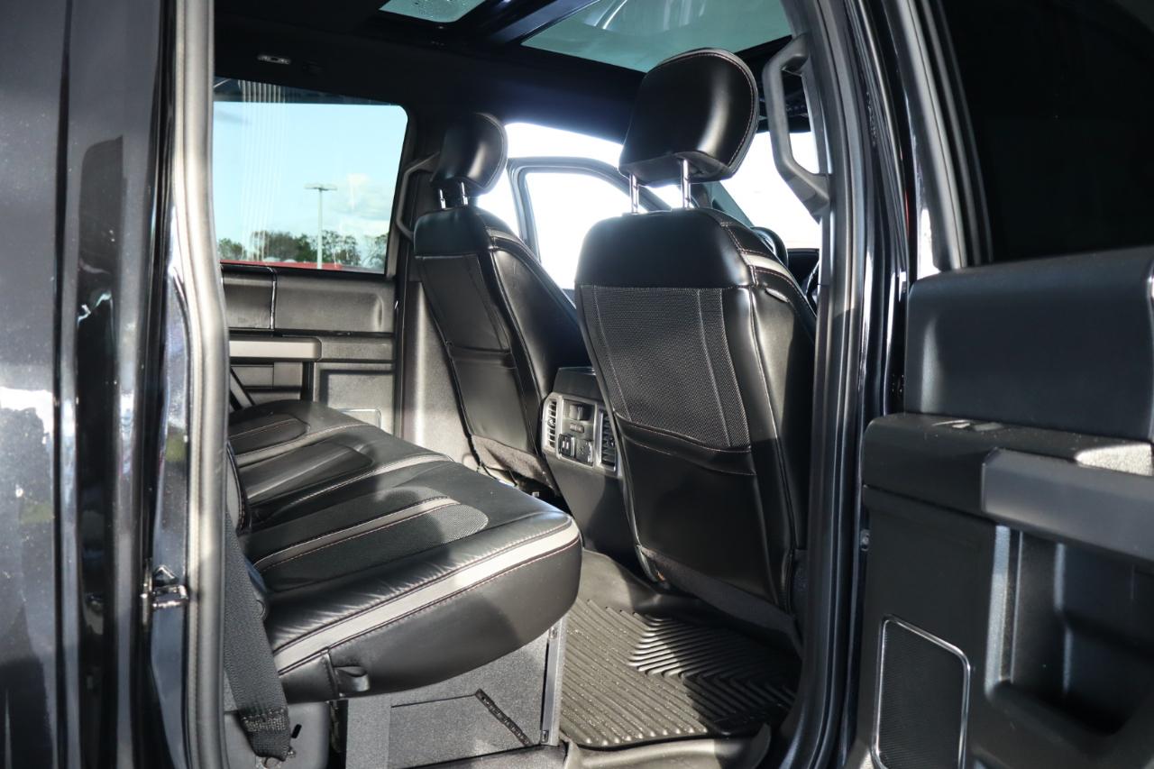 Ford Super Duty F-350 DRW Platinum 4WD Crew Cab 8' Box 2019