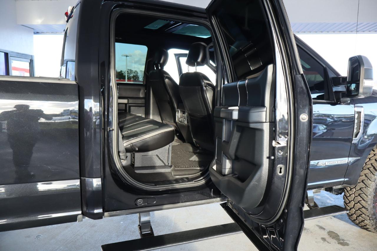 Ford Super Duty F-350 DRW Platinum 4WD Crew Cab 8' Box 2019