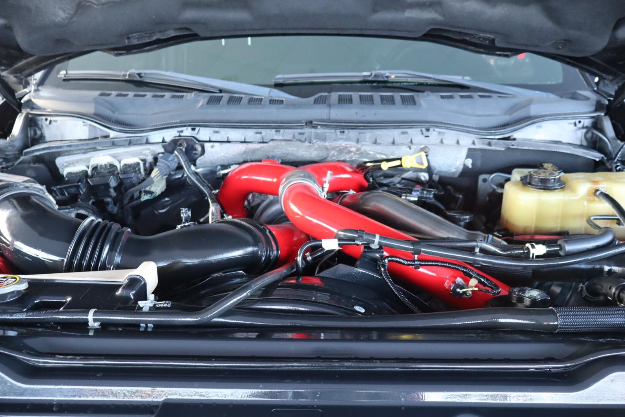 Ford Super Duty F-350 DRW Platinum 4WD Crew Cab 8' Box 2019