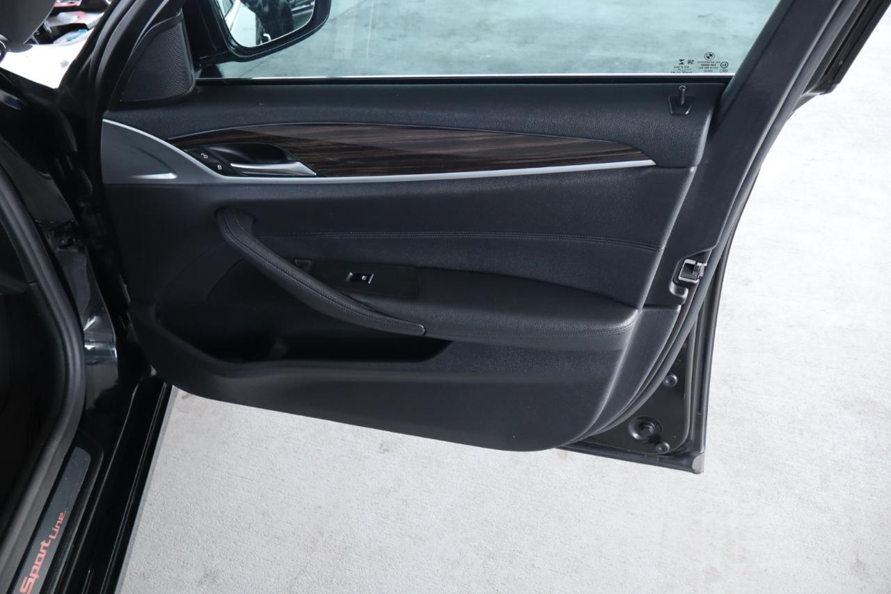 BMW 5 Series 530i xDrive Sedan 2019