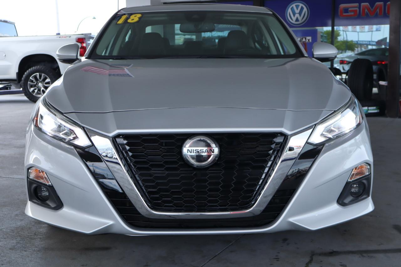 Nissan Altima 2.5 SV Sedan 2019