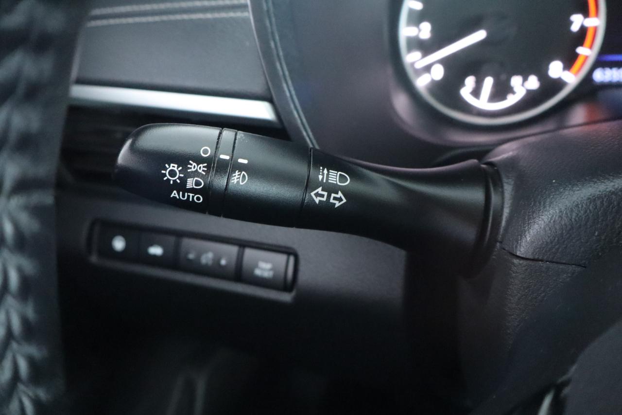 Nissan Altima 2.5 SV Sedan 2019