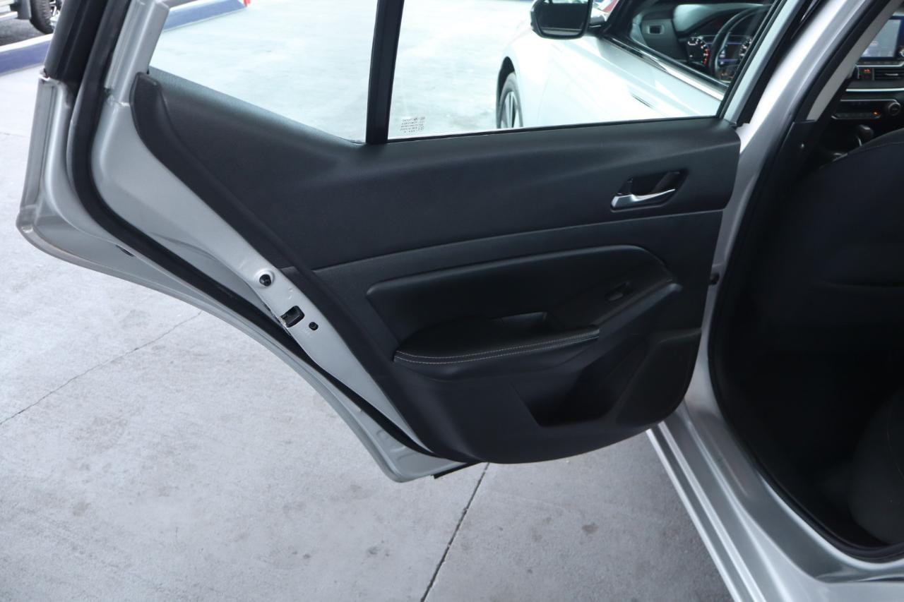 Nissan Altima 2.5 SV Sedan 2019