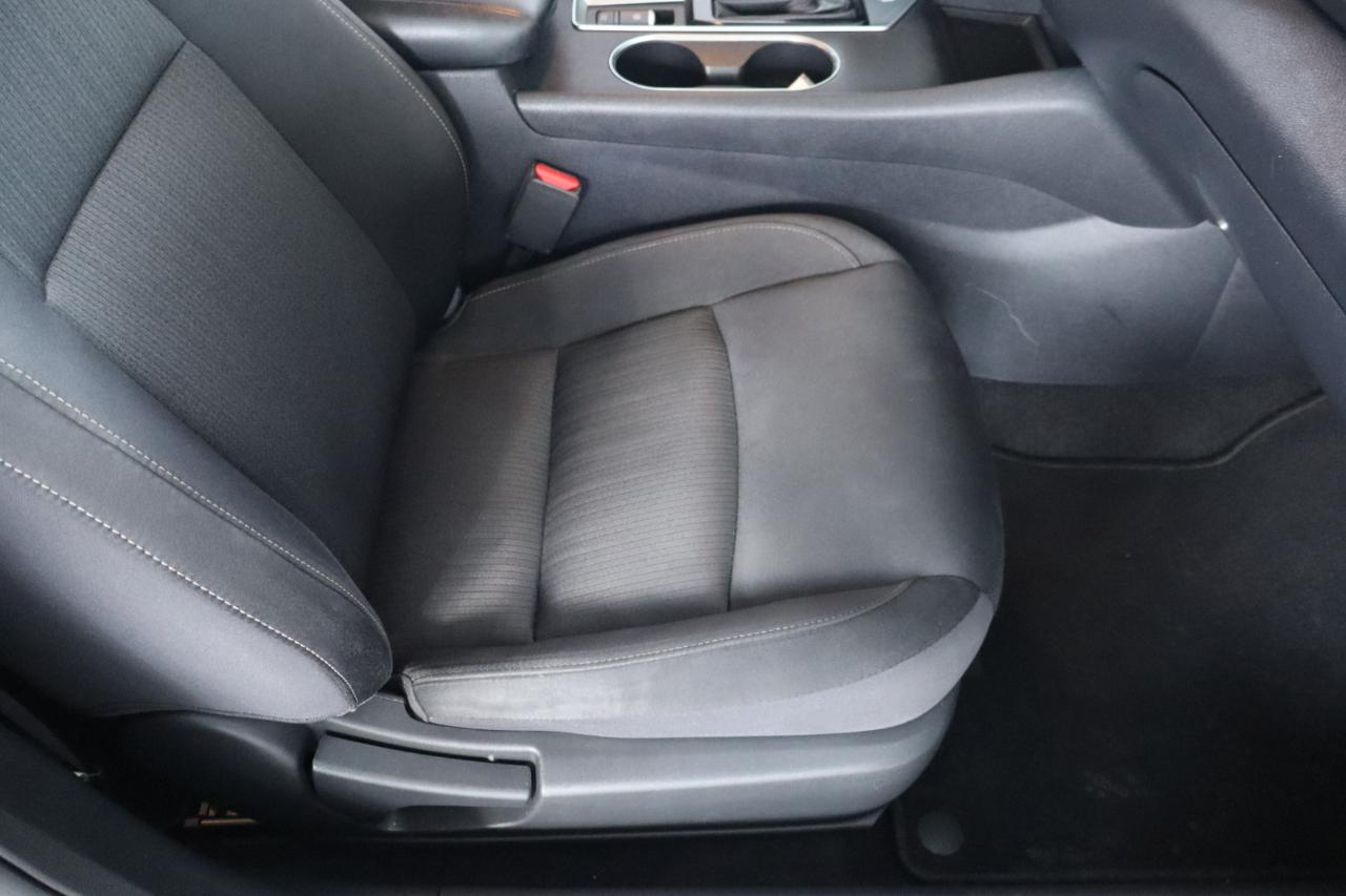 Nissan Altima 2.5 SV Sedan 2019