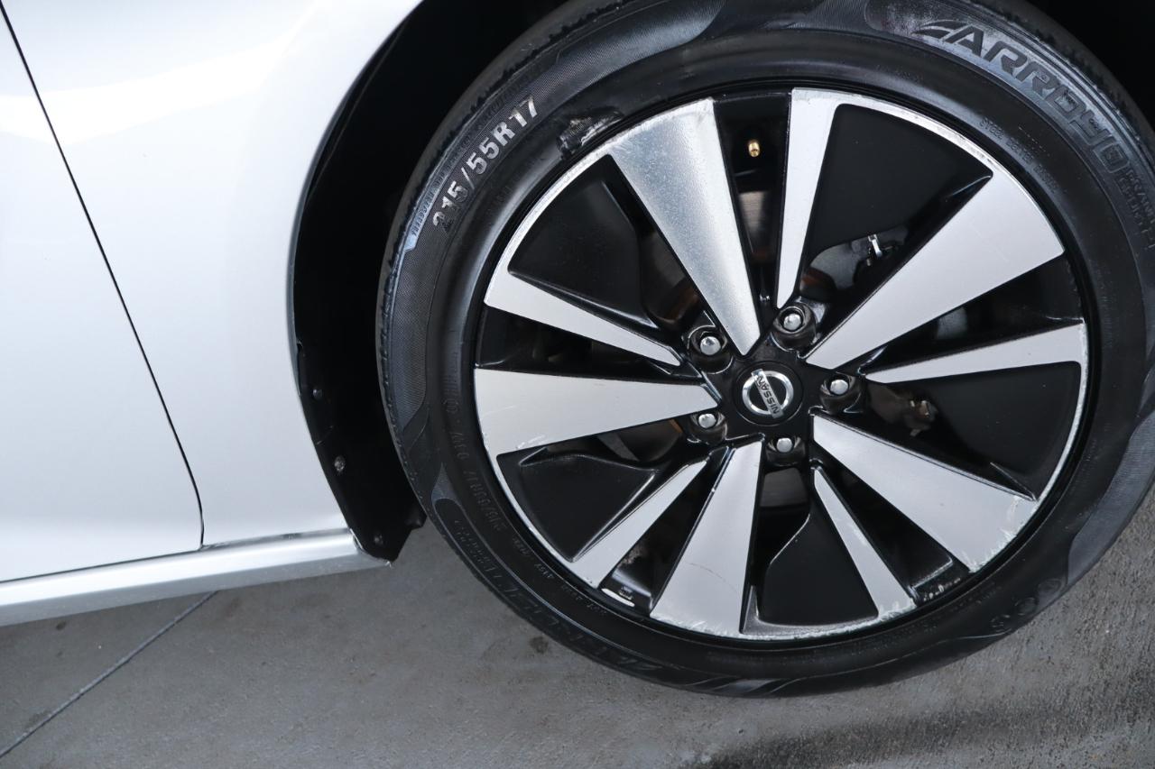 Nissan Altima 2.5 SV Sedan 2019