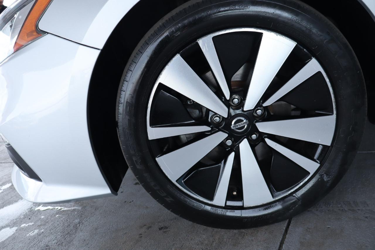 Nissan Altima 2.5 SV Sedan 2019
