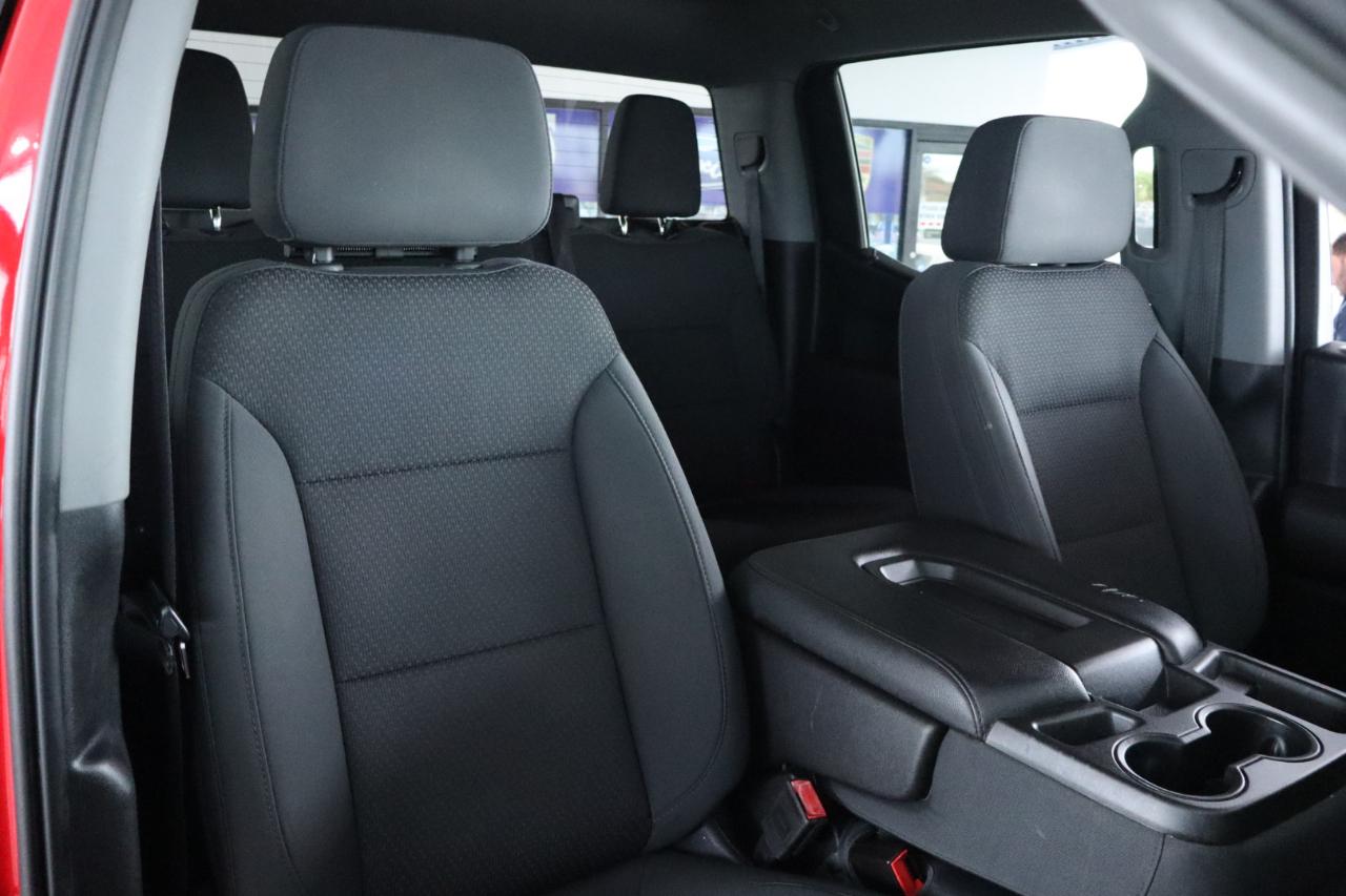 Chevrolet Silverado 1500 2WD Crew Cab 147" Custom 2020