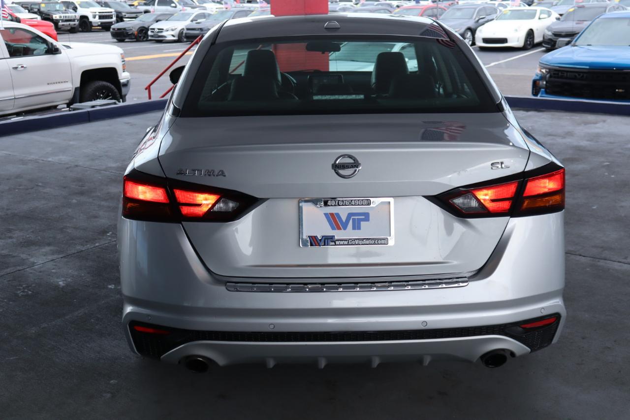 Nissan Altima 2.5 SL Sedan 2021