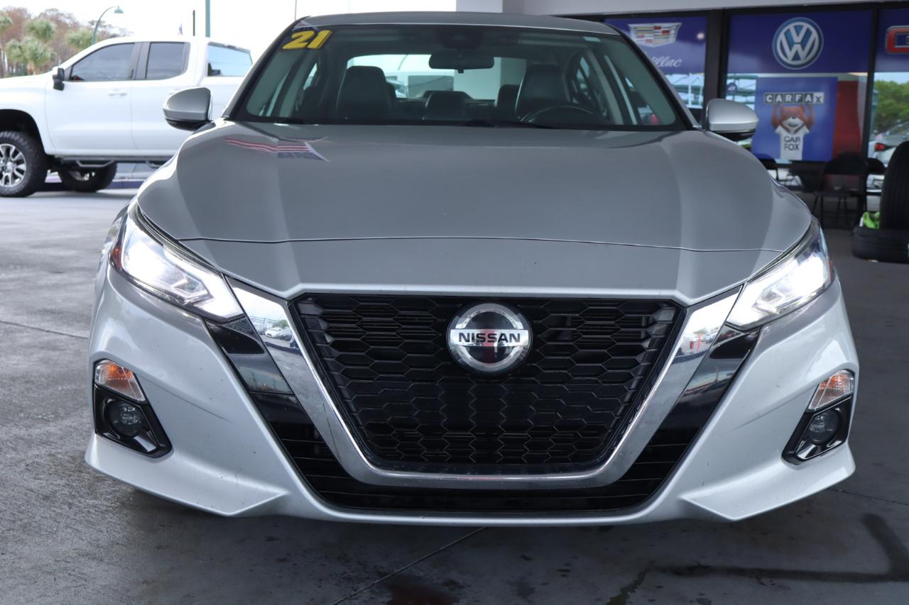 Nissan Altima 2.5 SL Sedan 2021