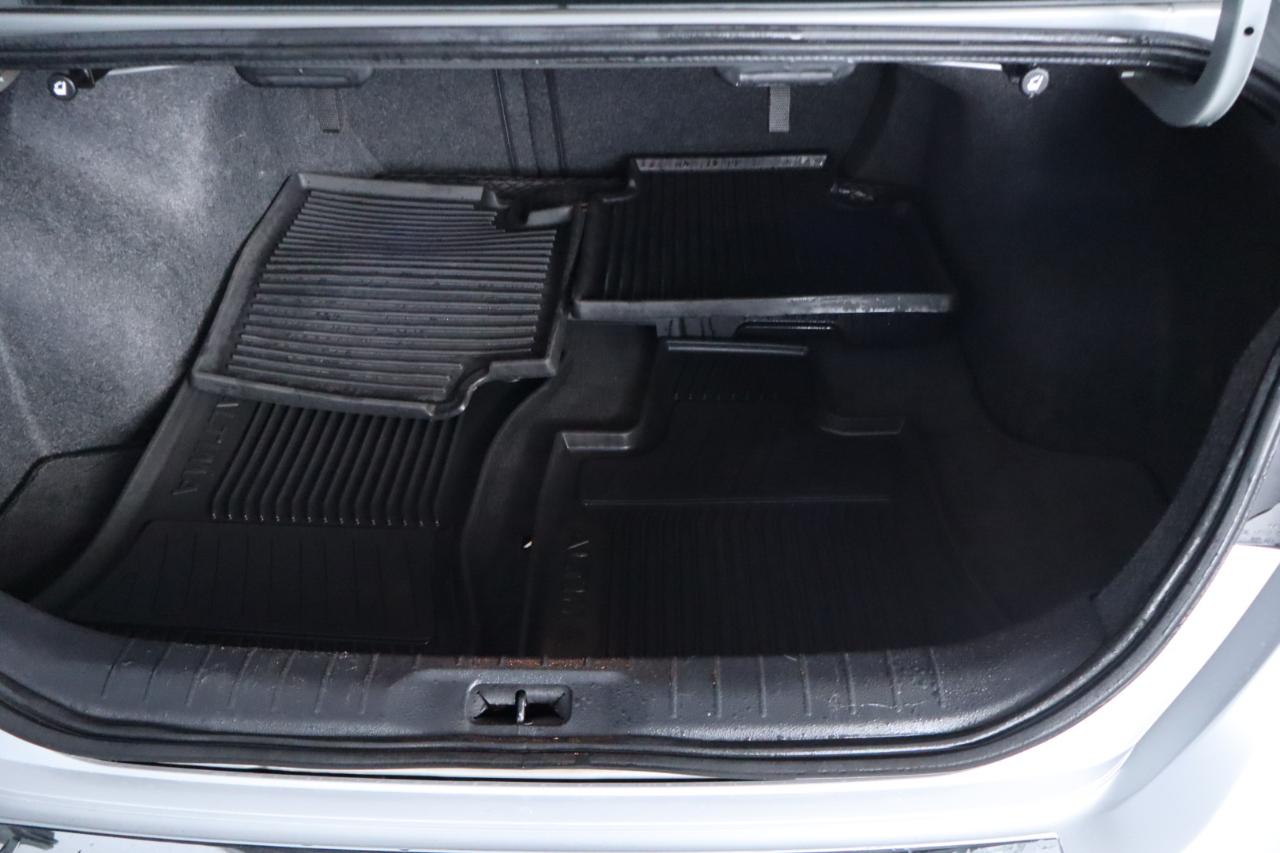 Nissan Altima 2.5 SL Sedan 2021