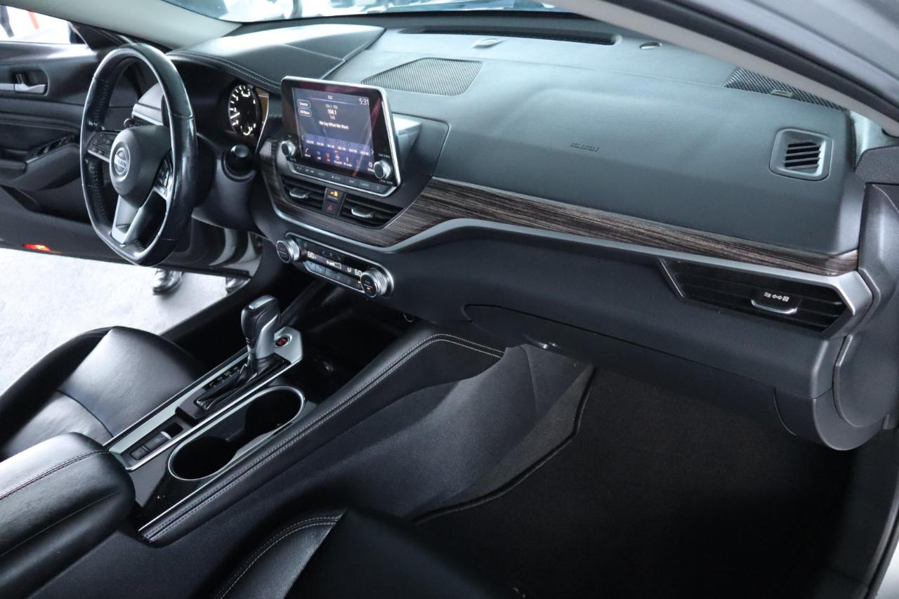 Nissan Altima 2.5 SL Sedan 2021