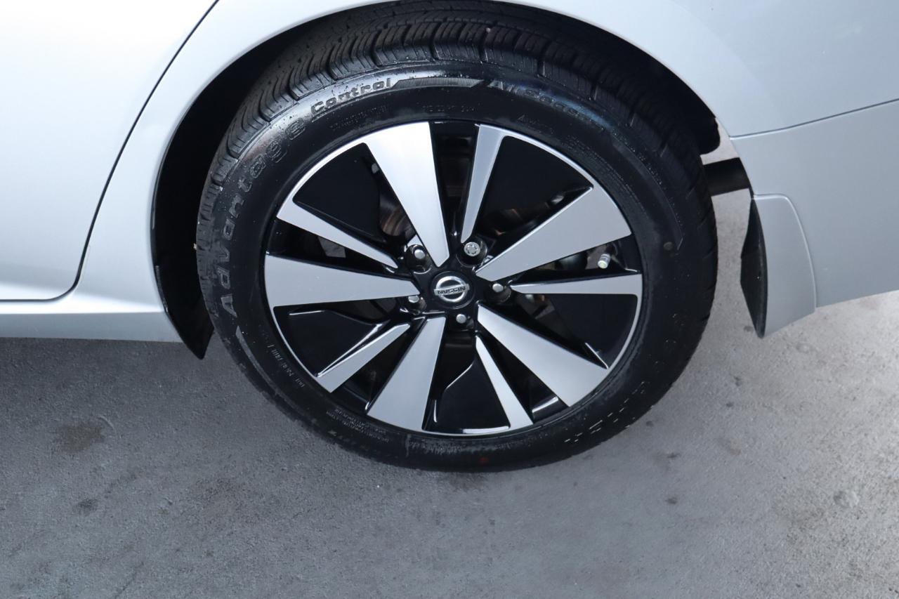 Nissan Altima 2.5 SL Sedan 2021