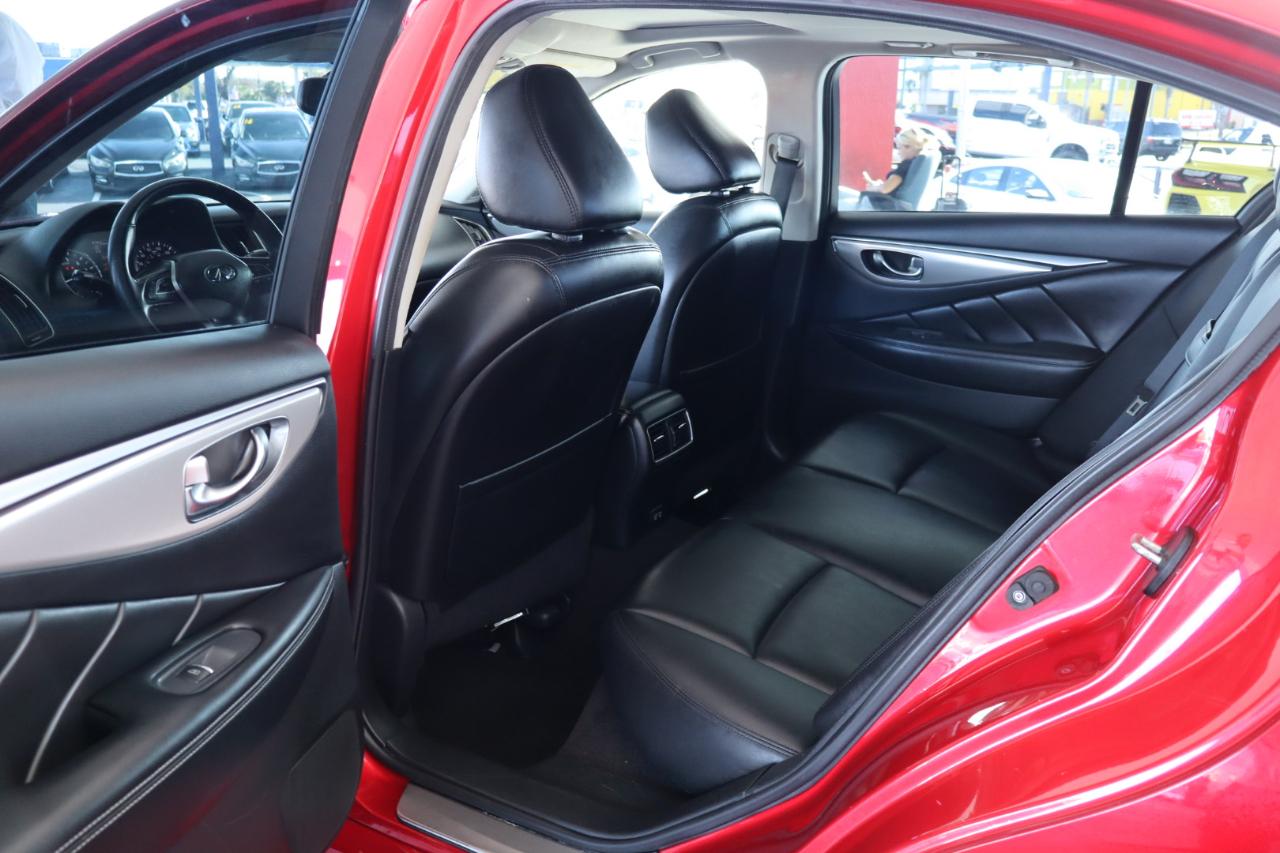 Infiniti Q50 3.0t LUXE RWD 2021