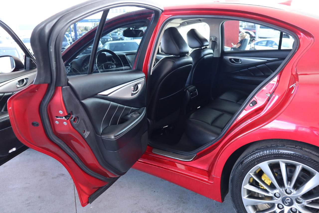 Infiniti Q50 3.0t LUXE RWD 2021