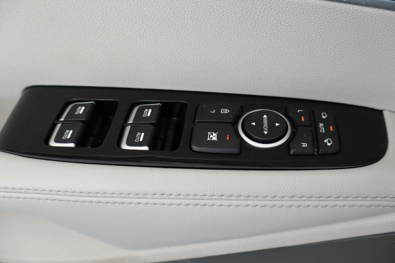 Kia Sorento FWD 4dr 3.3L SX 2016