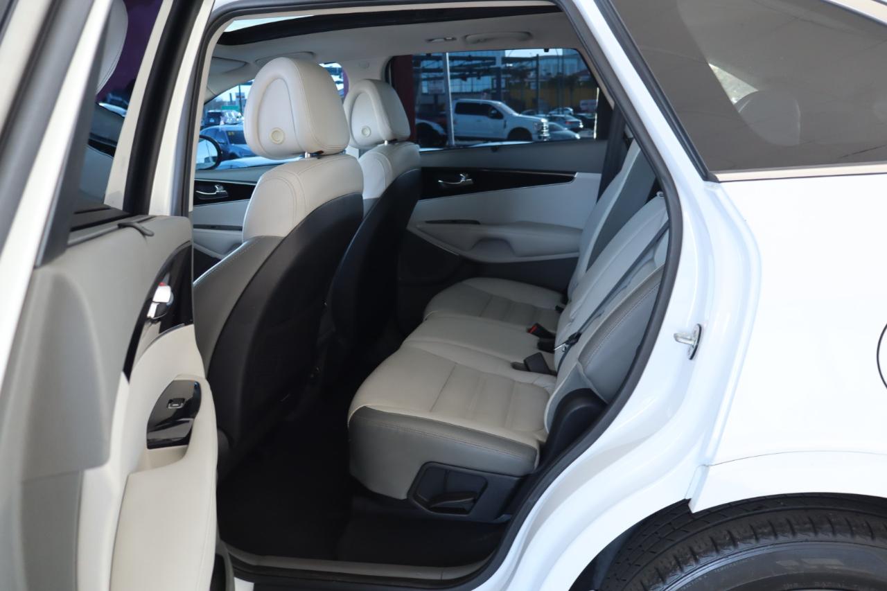 Kia Sorento FWD 4dr 3.3L SX 2016