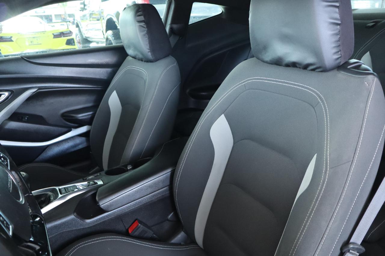 Chevrolet Camaro 2dr Cpe 1LT 2016