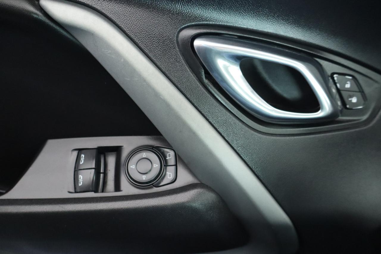 Chevrolet Camaro 2dr Cpe 1LT 2016