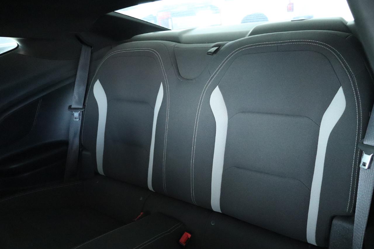 Chevrolet Camaro 2dr Cpe 1LT 2016