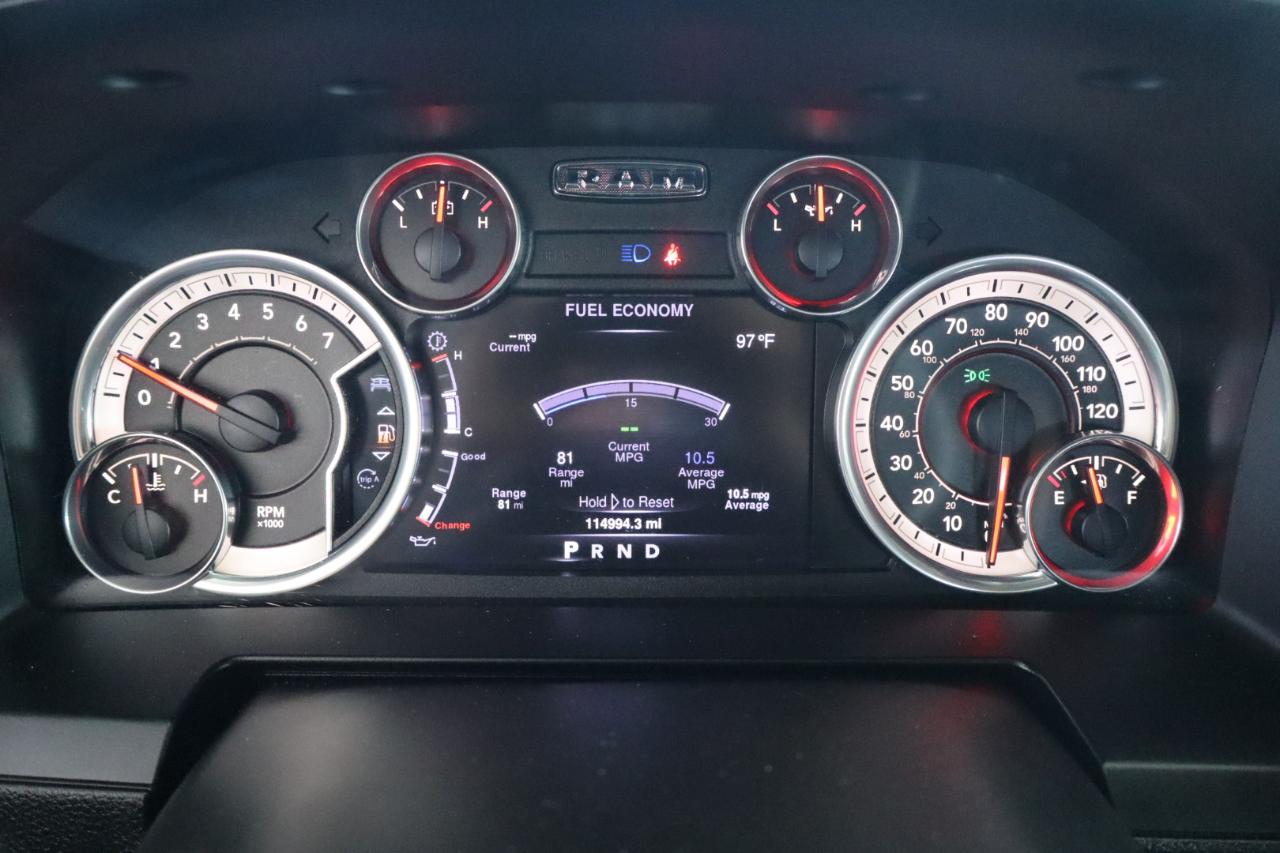 RAM 1500 4WD Quad Cab 140.5" Sport 2016