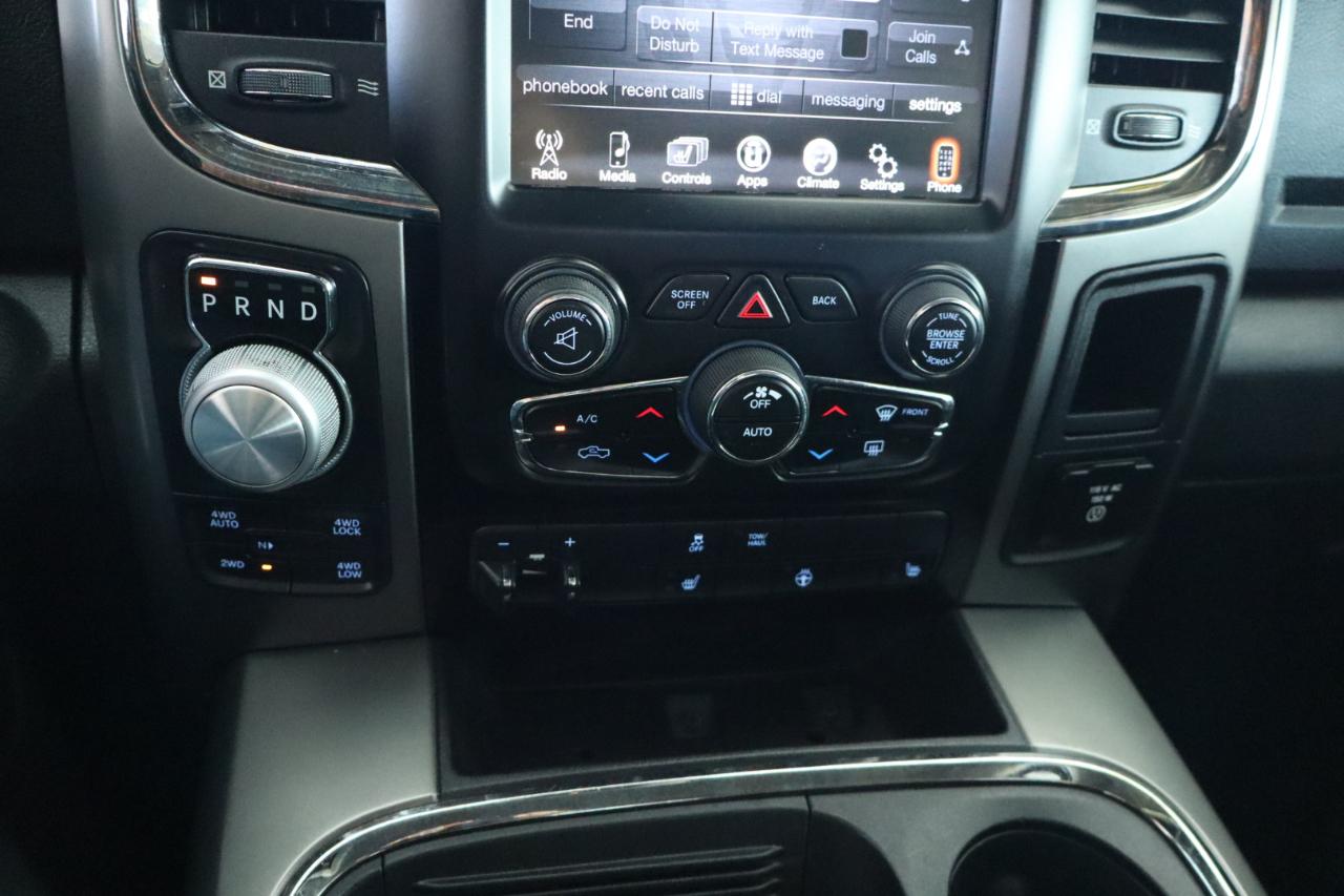 RAM 1500 4WD Quad Cab 140.5" Sport 2016