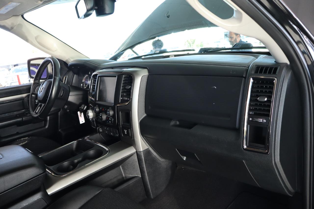 RAM 1500 4WD Quad Cab 140.5" Sport 2016