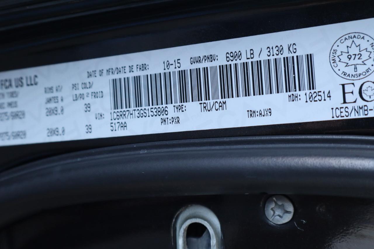 RAM 1500 4WD Quad Cab 140.5" Sport 2016