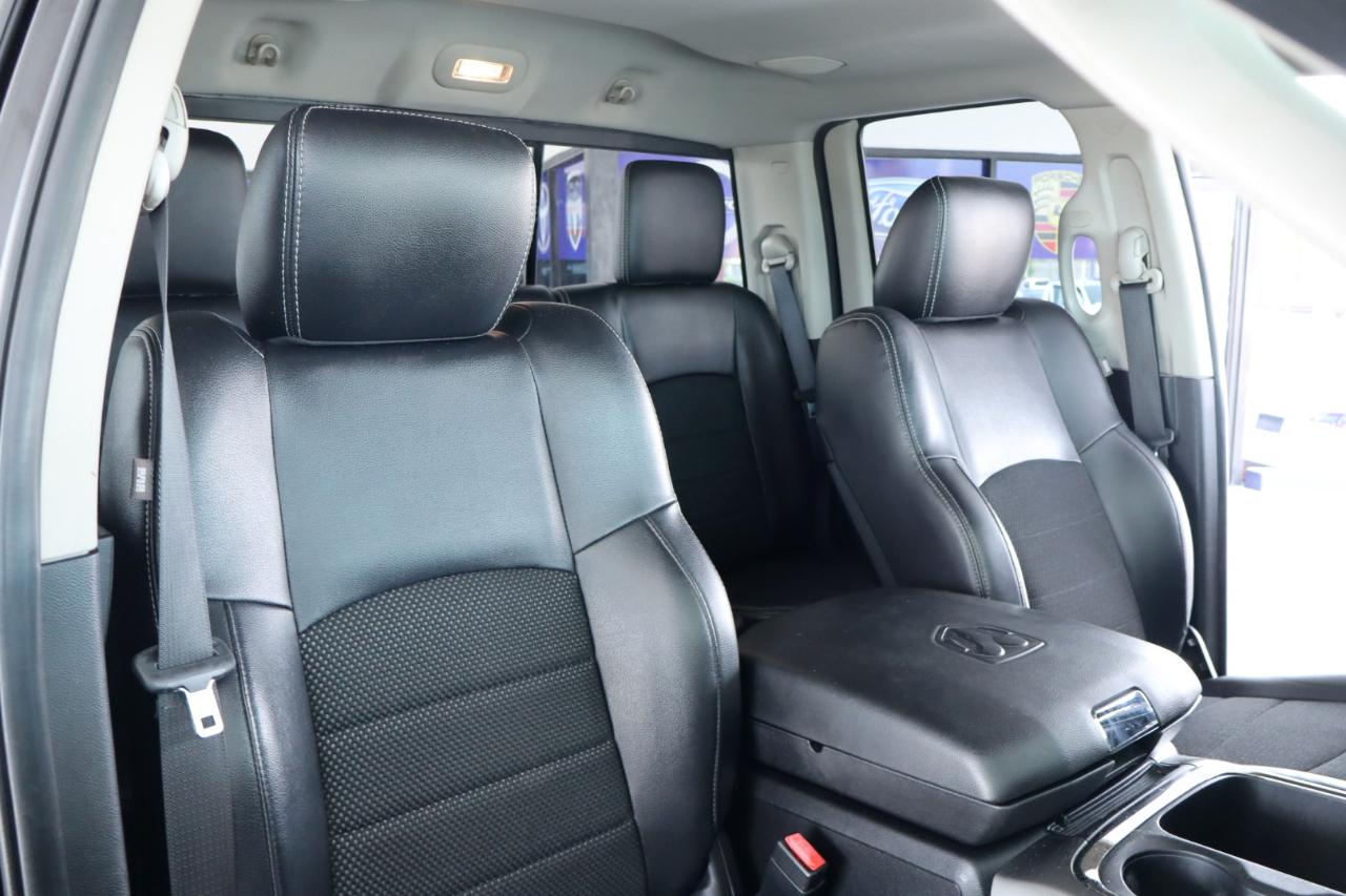 RAM 1500 4WD Quad Cab 140.5" Sport 2016