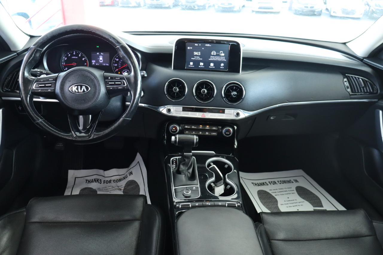 Kia Stinger Base AWD 2018