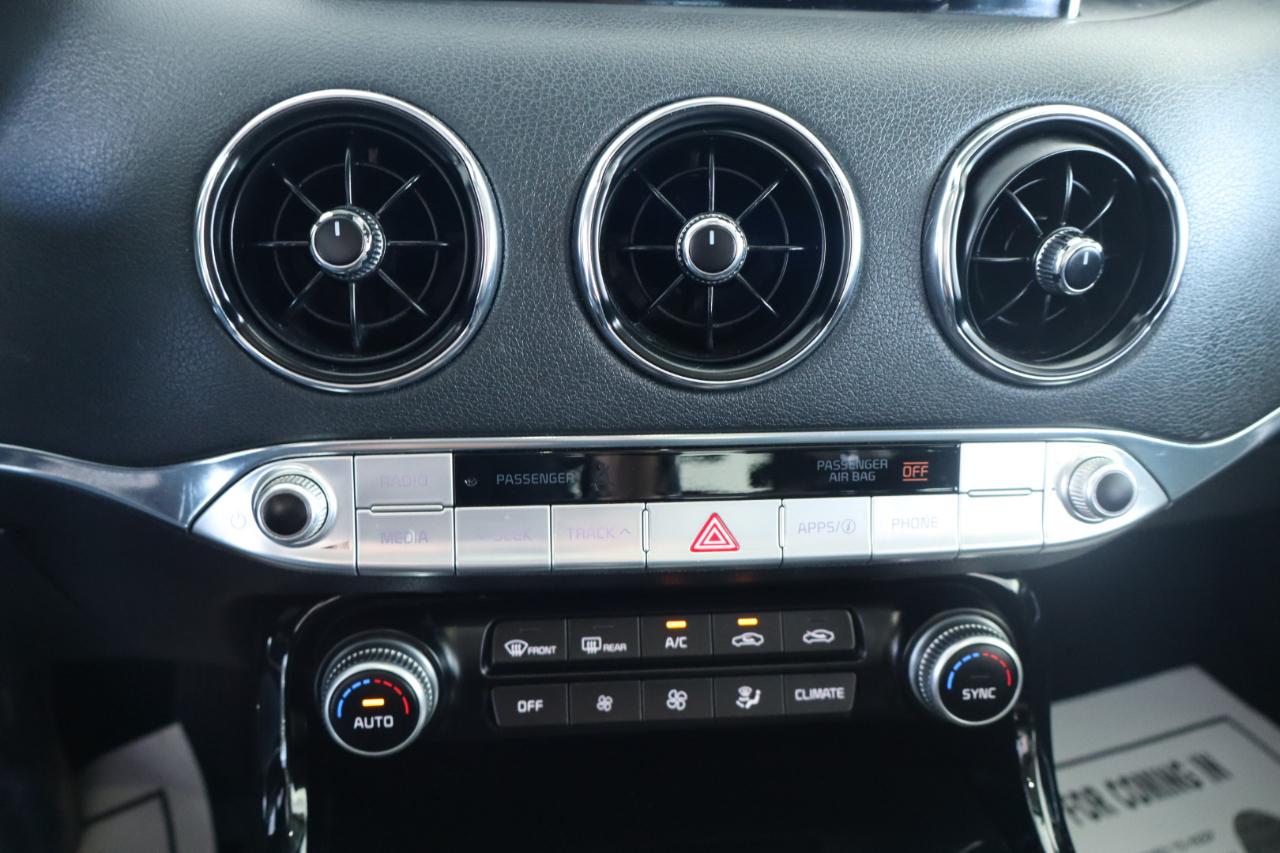 Kia Stinger Base AWD 2018