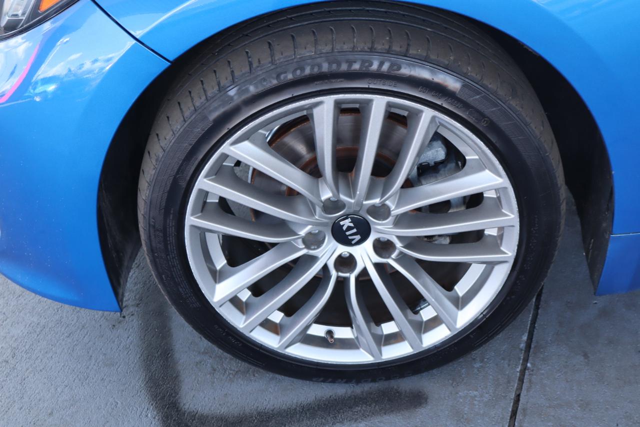 Kia Stinger Base AWD 2018