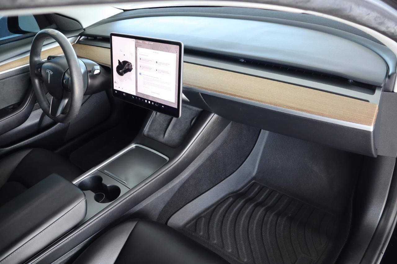 Tesla Model 3 RWD 2023