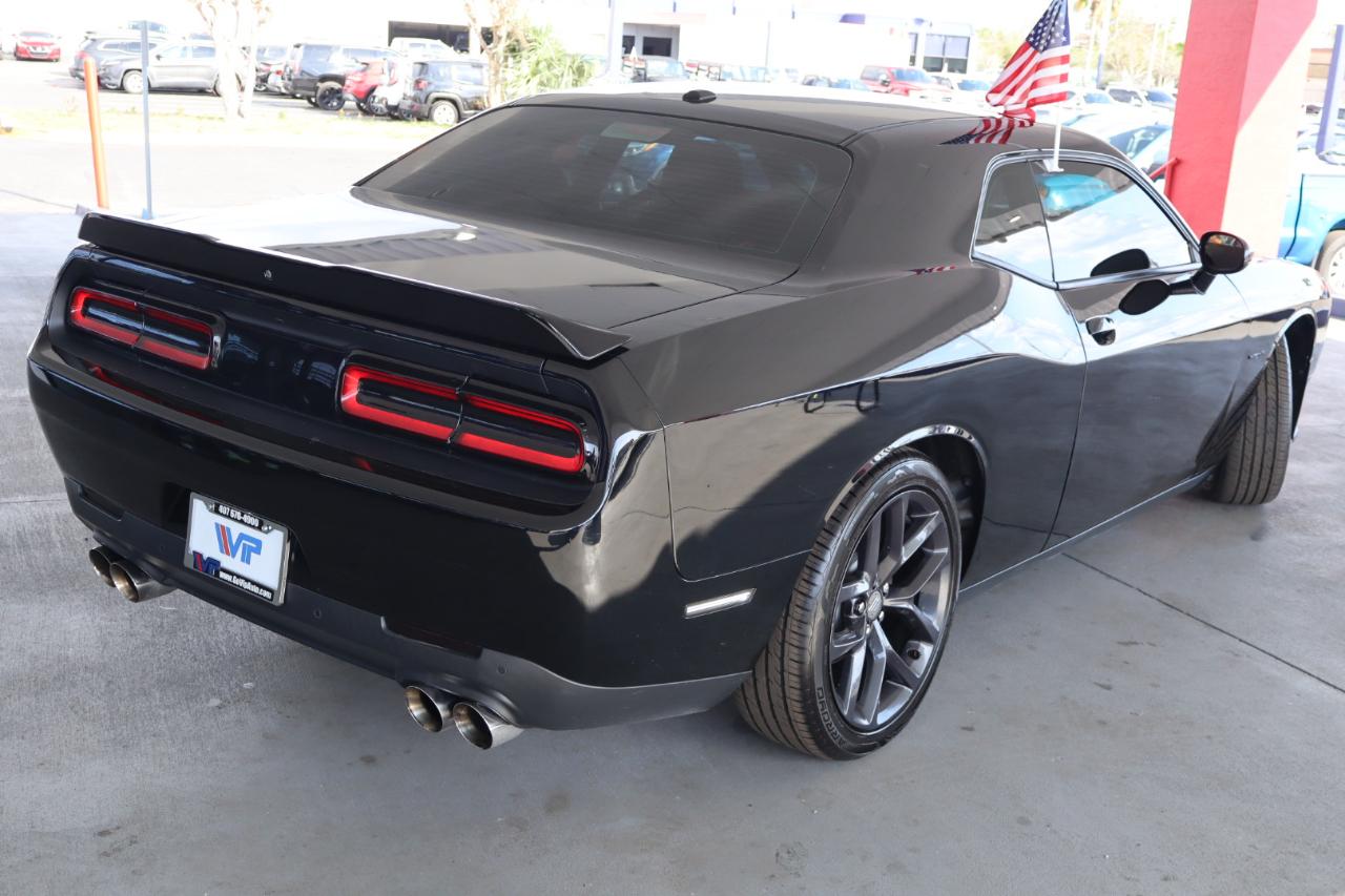 Dodge Challenger R/T RWD 2020