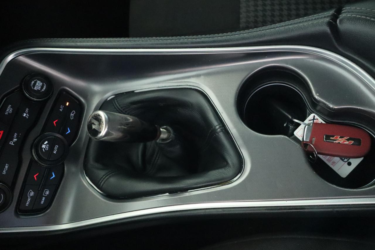 Dodge Challenger R/T RWD 2020