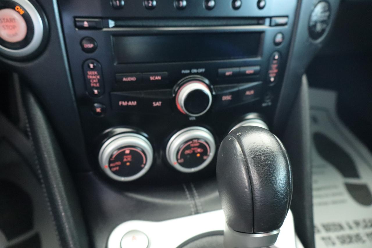 Nissan 370Z 2dr Cpe Auto Touring 2013