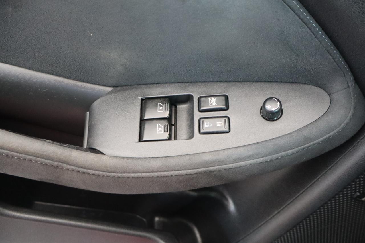 Nissan 370Z 2dr Cpe Auto Touring 2013