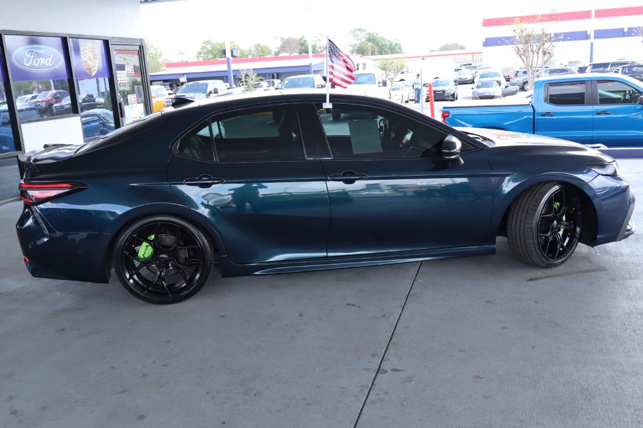 Toyota Camry XSE Auto (Natl) 2021