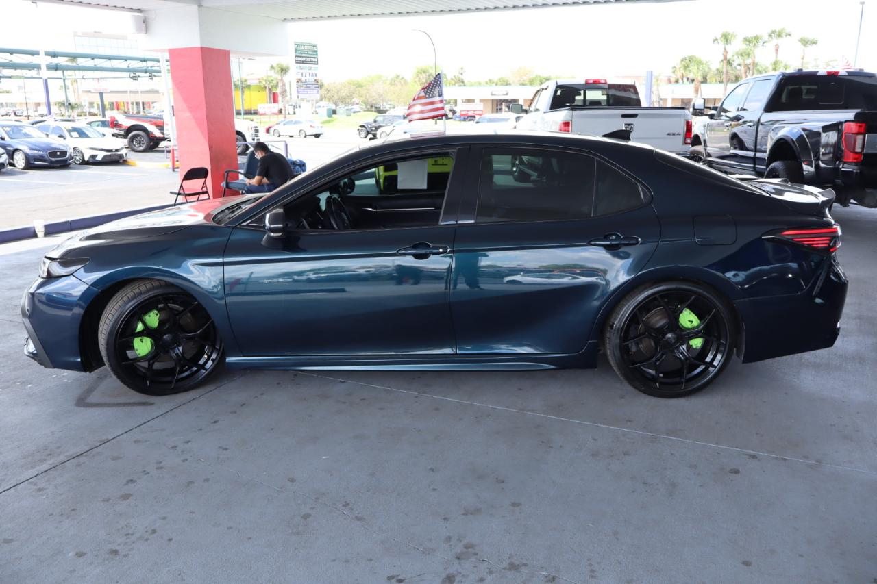 Toyota Camry XSE Auto (Natl) 2021