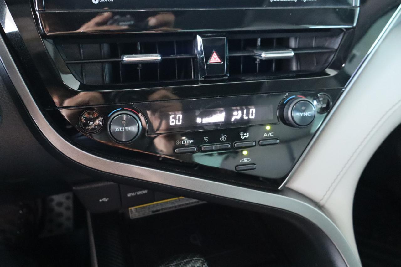 Toyota Camry XSE Auto (Natl) 2021