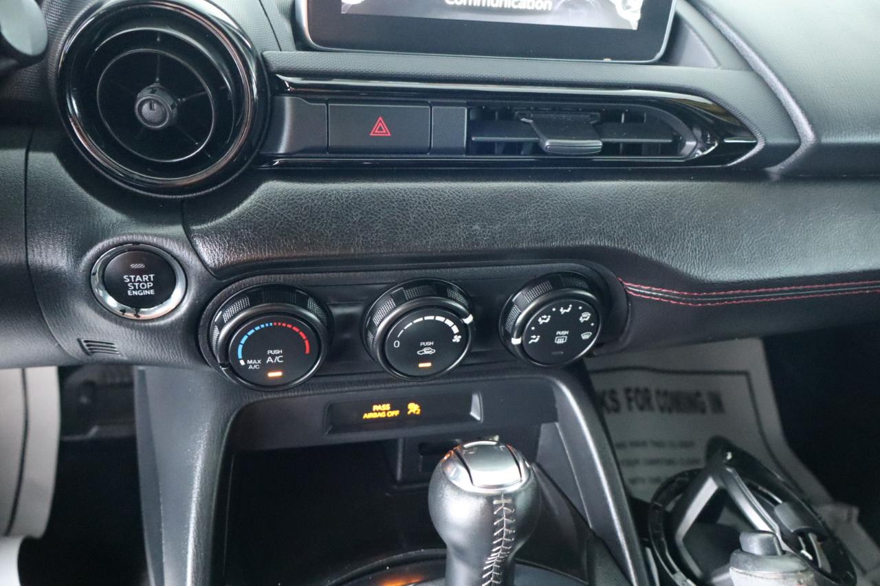 Mazda MX-5 Miata 2dr Conv Auto Club 2016