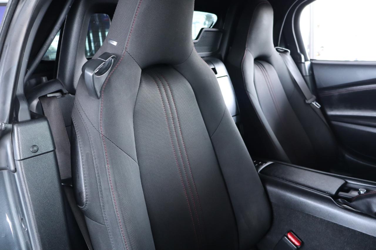 Mazda MX-5 Miata 2dr Conv Auto Club 2016