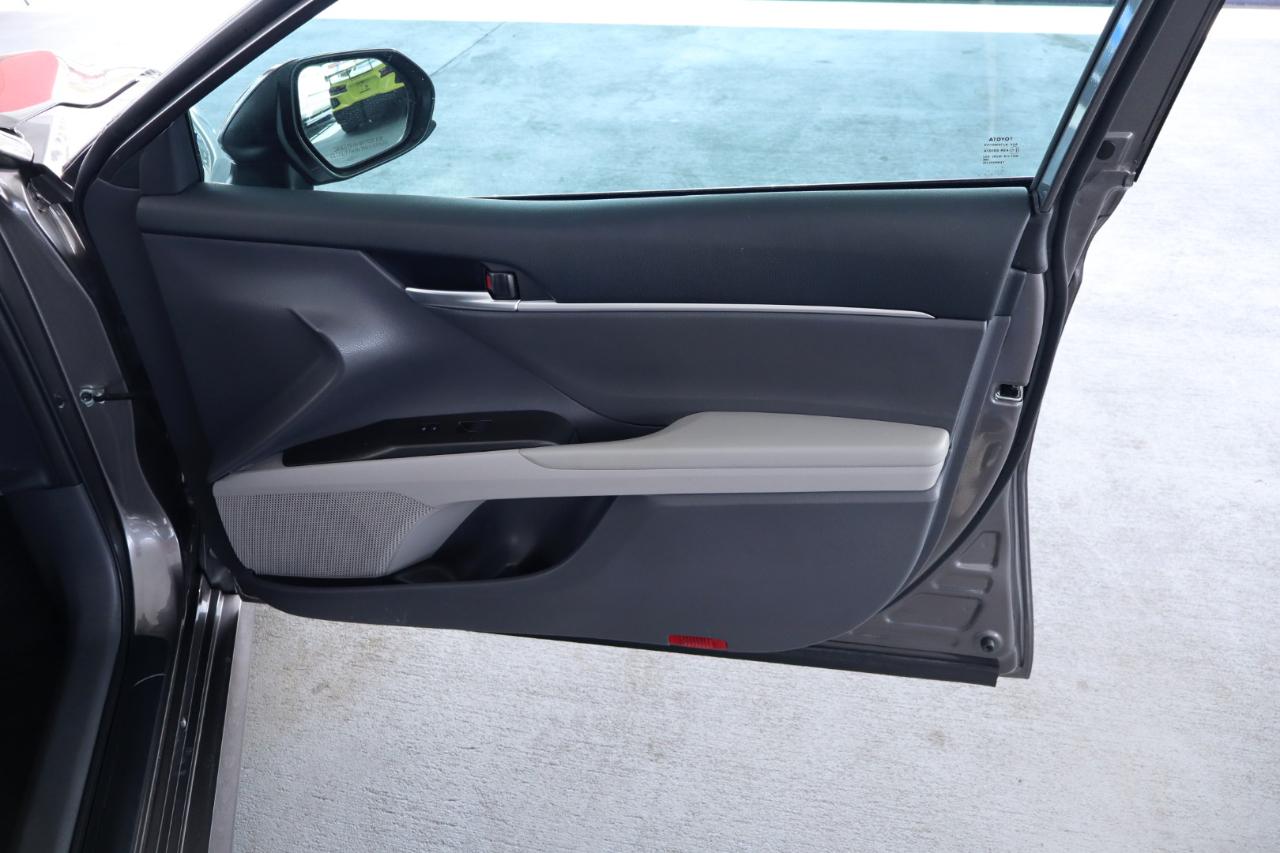 Toyota Camry LE Auto (Natl) 2023