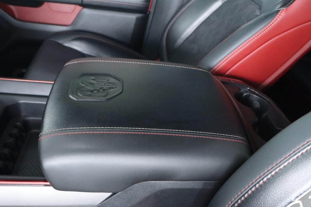 RAM 1500 Rebel 4x4 Crew Cab 5'7" Box 2019