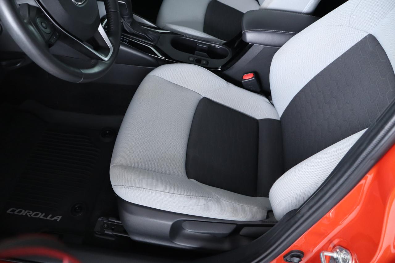 Toyota Corolla Hatchback SE CVT (Natl) 2023