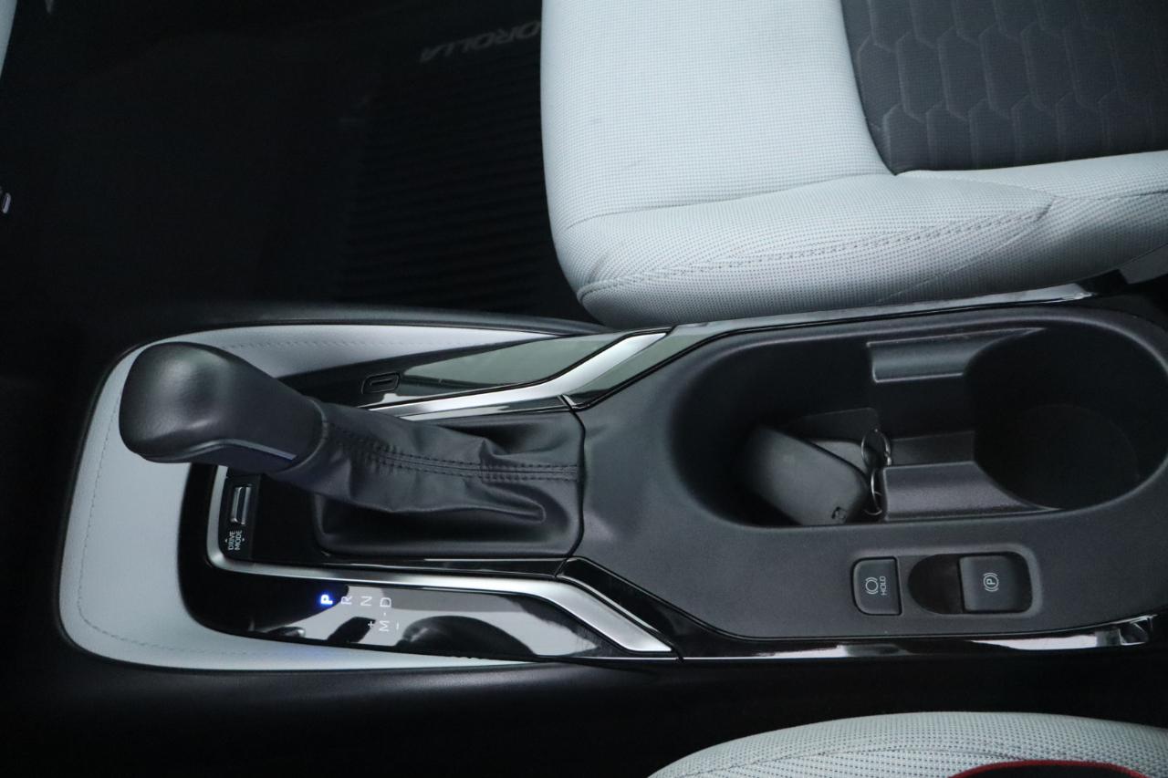 Toyota Corolla Hatchback SE CVT (Natl) 2023