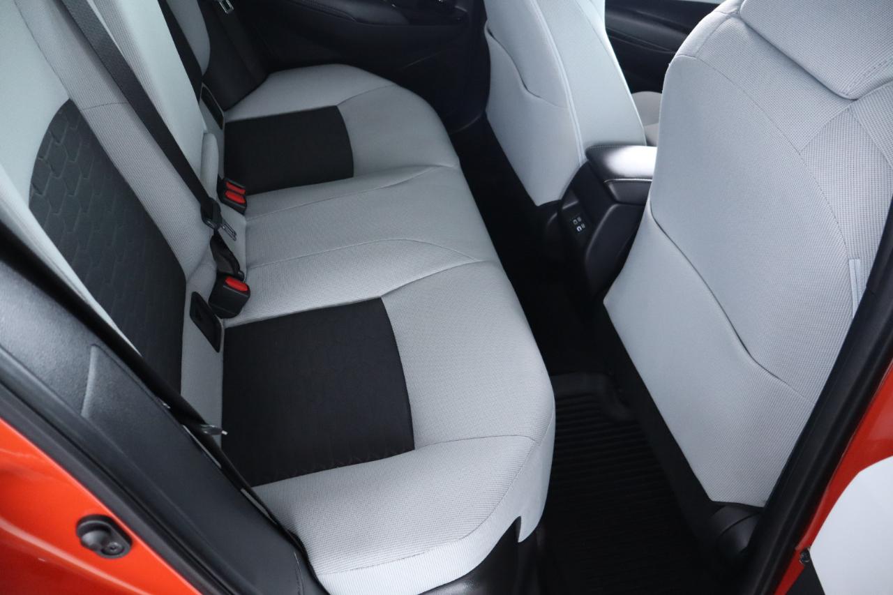 Toyota Corolla Hatchback SE CVT (Natl) 2023